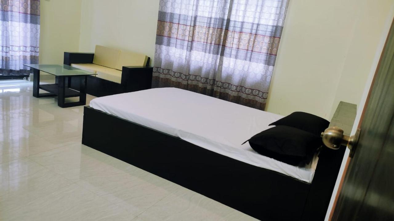 Rose Garden Guest House Khulna Bagian luar foto