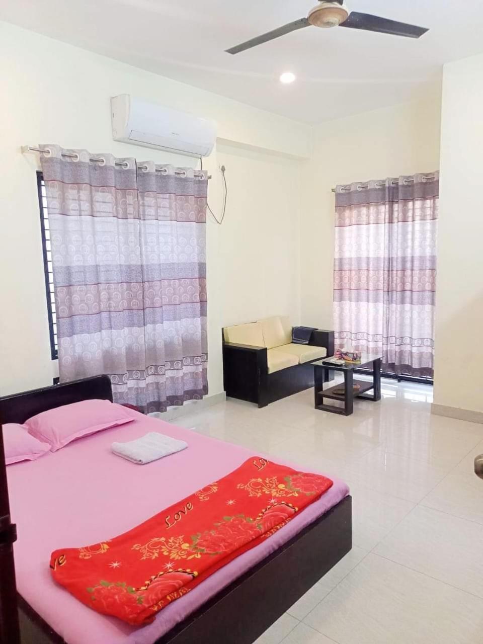 Rose Garden Guest House Khulna Bagian luar foto